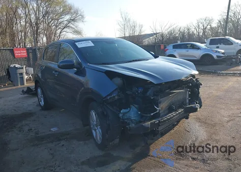 2017 Kia Sportage Lx z USA, uszkodzony, nr VIN KNDPM3AC9H7114854